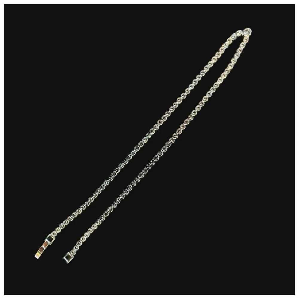💐 The Natlah Swarovski Crystals Tennis Necklace Earring Set - Picture 4 of 6